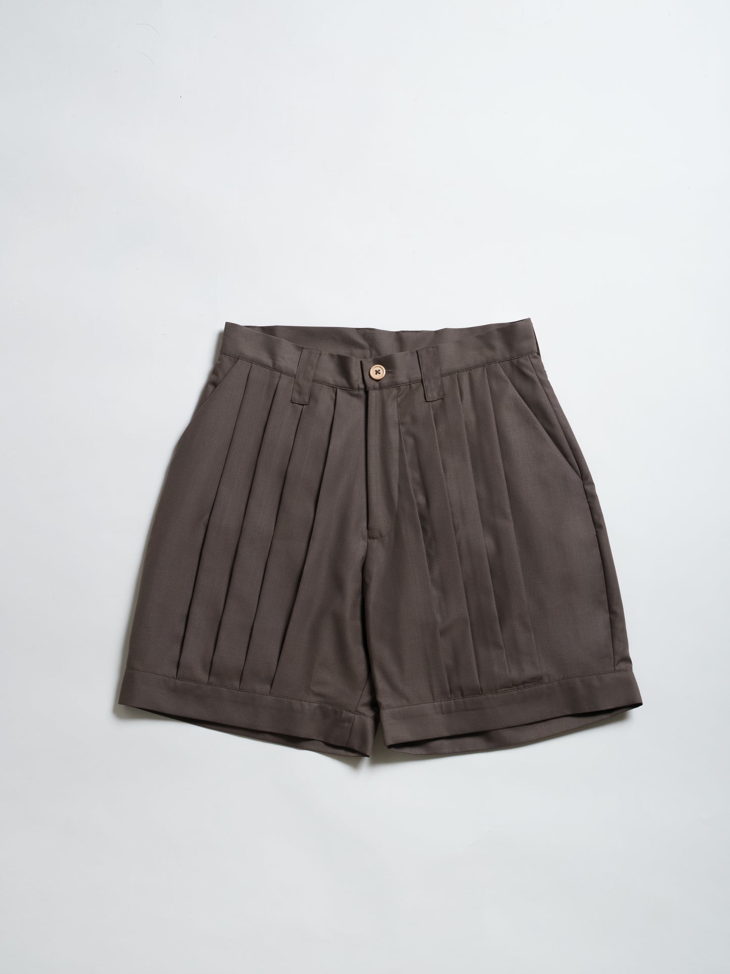 Pleats Balloon Short Pants beige