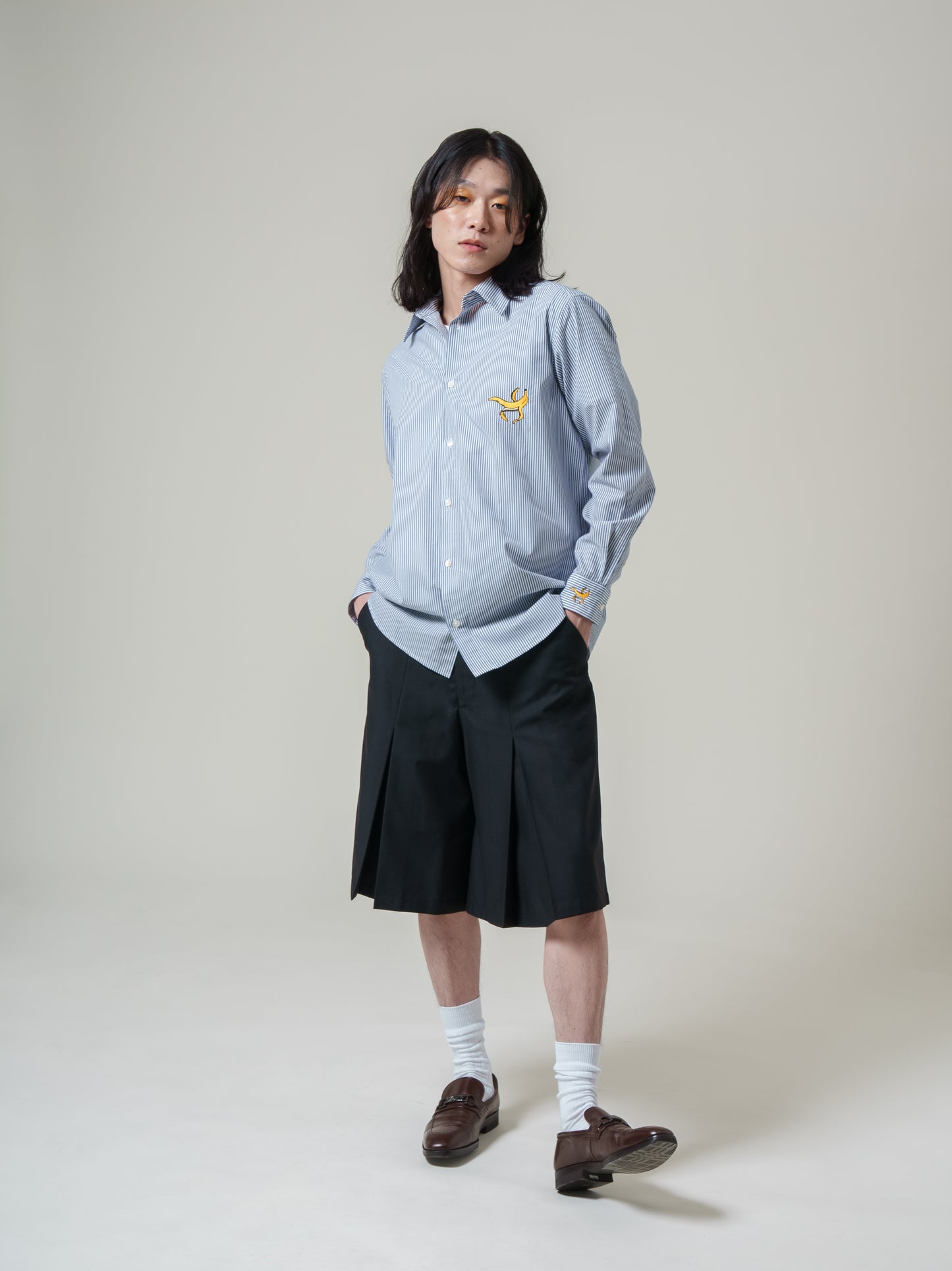 Inverted Pleats Short Pants