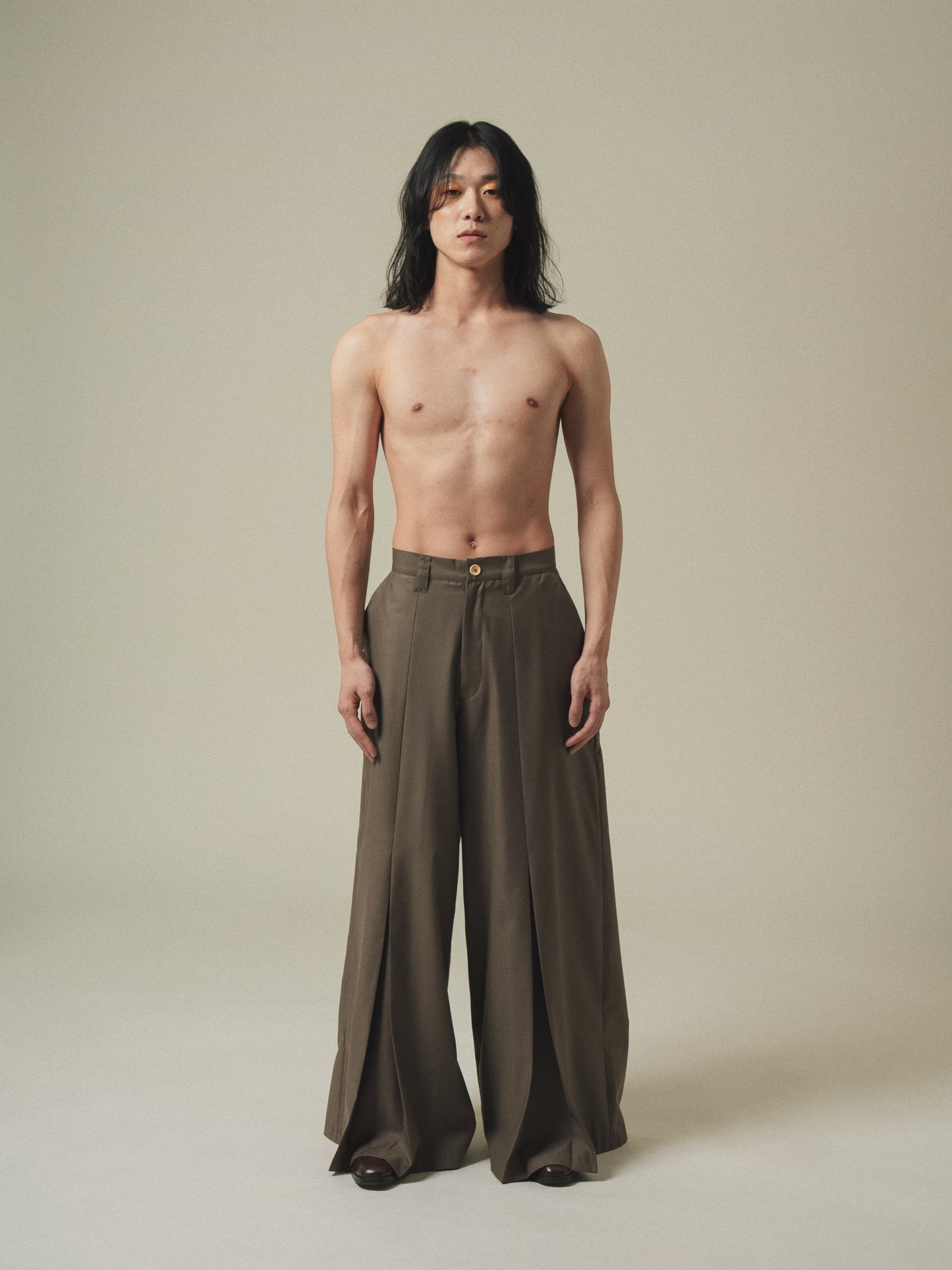 Inverted Pleats Pants Beige