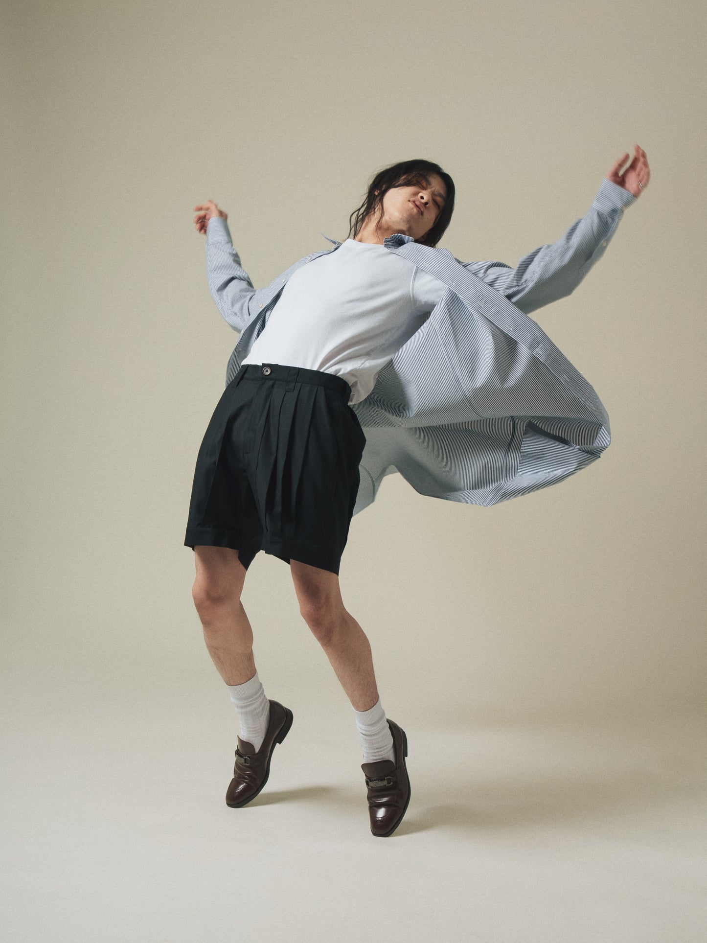 Pleats Balloon Short Pants