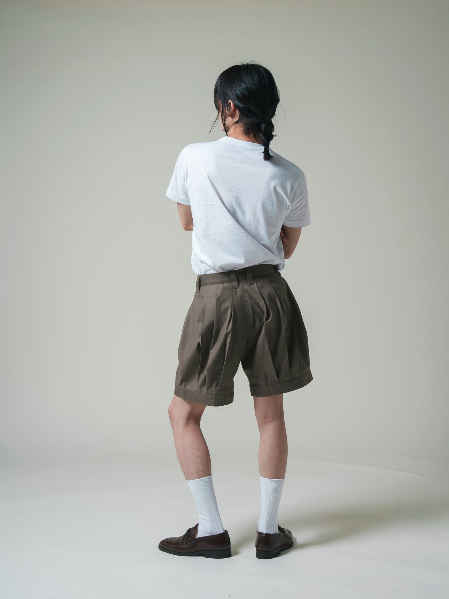 Pleats Balloon Short Pants beige